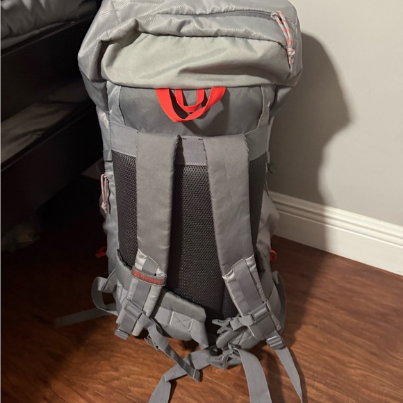 Gray camping Backpack with gear - Picture 3 of 7